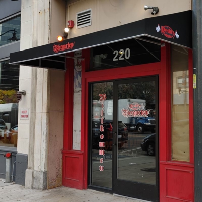 Retail Storefronts Photo